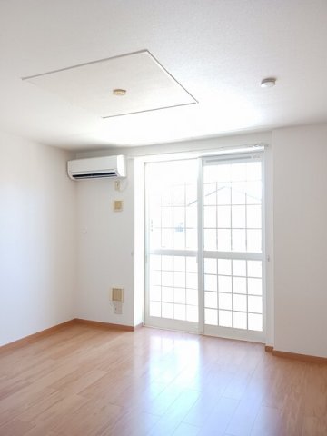 居室・リビング　ゆったり過ごせるリビングです