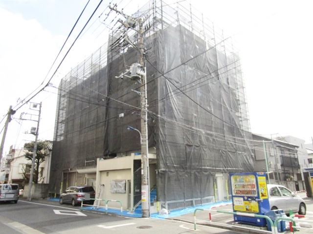 建物外観　築年数は経ってますが、しっかりとしたマンションです。