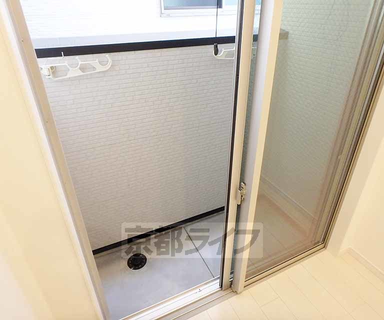 バルコニー　お部屋の外はこんな感じ