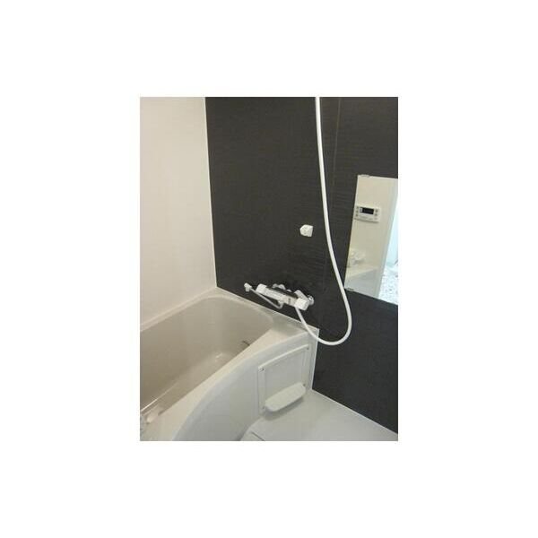 バス・シャワールーム　快適にお使いいただける浴室です。