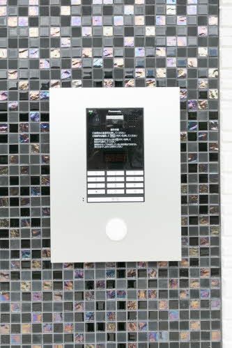 セキュリティ　共用玄関はオートロック採用
