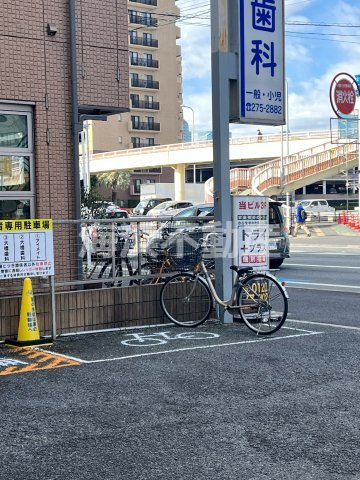 第八マチイビルの外観写真