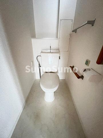 トイレ　コンパクトで使いやすいトイレです