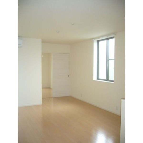 居室・リビング　全居室フローリング♪