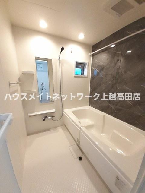 バス・シャワールーム　追焚機能付・１坪風呂