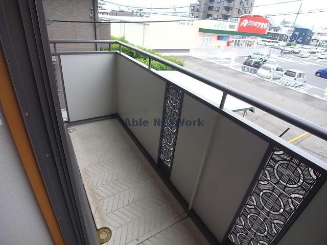 バルコニー　ベランダ