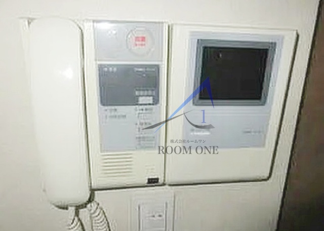 セキュリティ　モニター付きインターホンです。