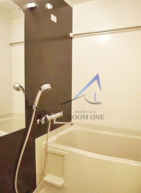 バス・シャワールーム　お風呂です。
