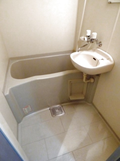 バス・シャワールーム　同仕様写真