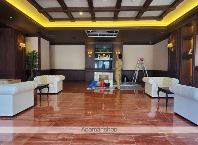 ロビー　ロビー