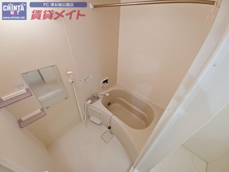 バス・シャワールーム　同物件別室写真