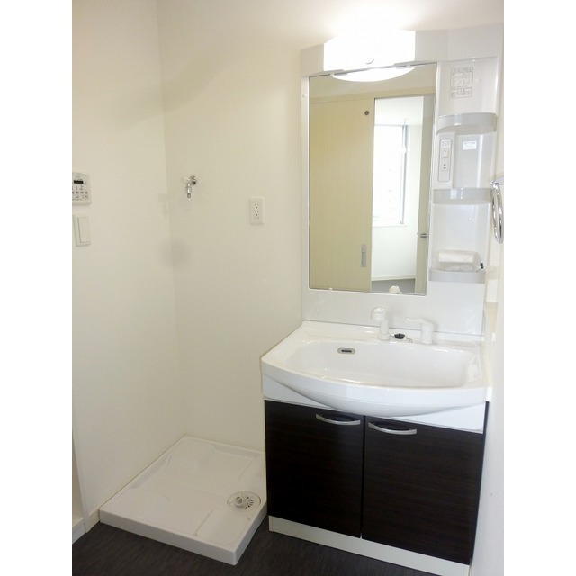 洗面設備　同タイプの写真です。