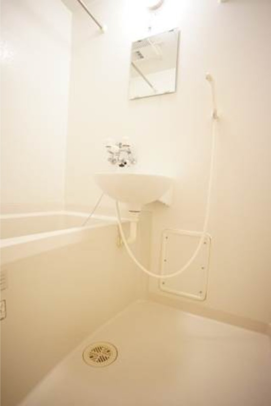 バス・シャワールーム　同型イメージ