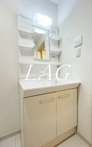 洗面設備　洗面台です。