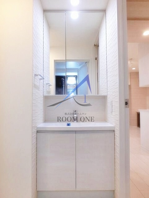 洗面設備　洗面台です。