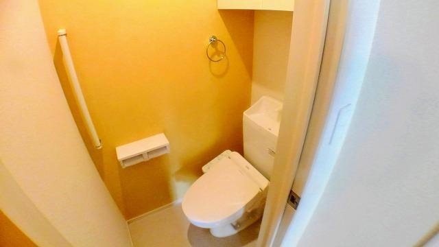 トイレ　※反転タイプのお部屋