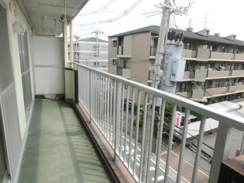 バルコニー　ベランダ