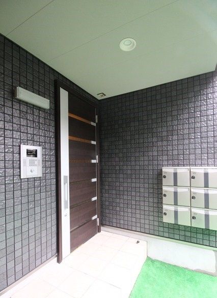 エントランス　Piara本郷　文京区本郷４