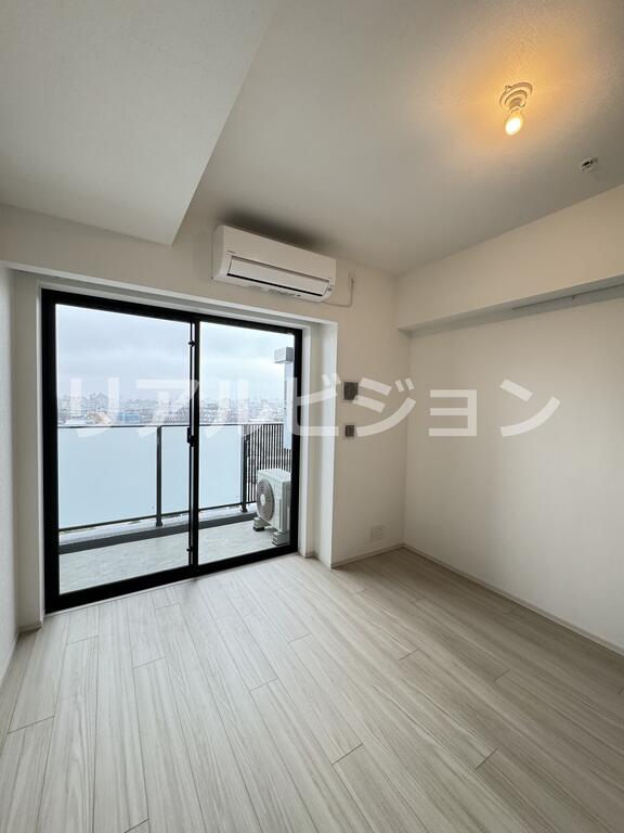 居室・リビング　奇数偶数階で色味が異なります。