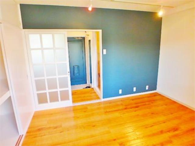 居室・リビング　横扉でお部屋広く使えます