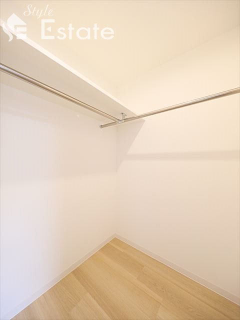 収納　ウォークインクローゼット