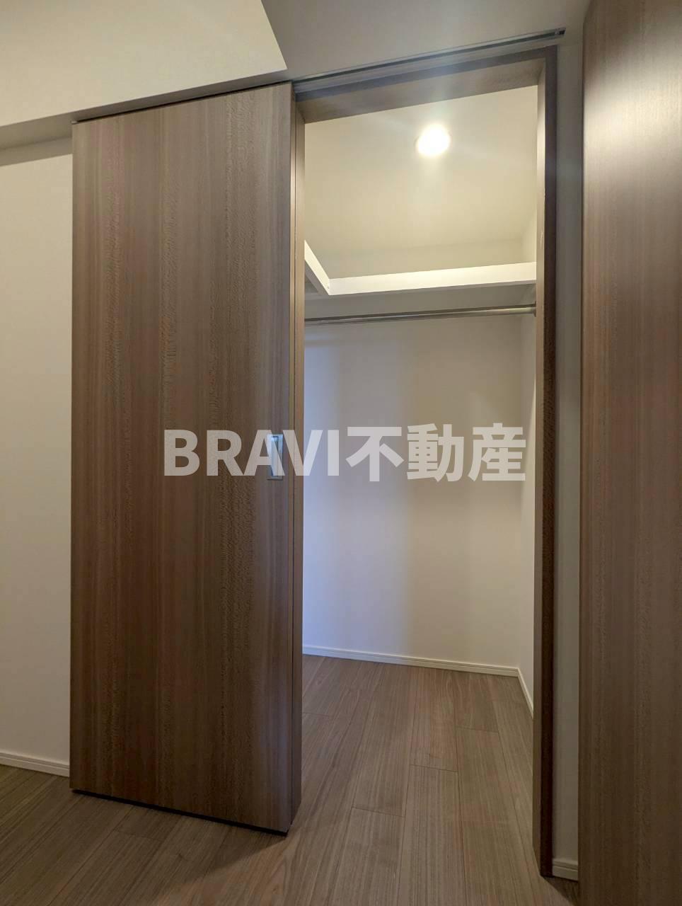 収納　【ザ・パークハビオ谷町六丁目クロス】