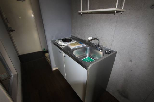 キッチン　キッチンはガスコンロです