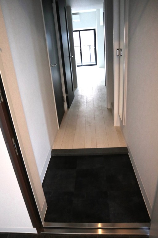 玄関　収納もある玄関です