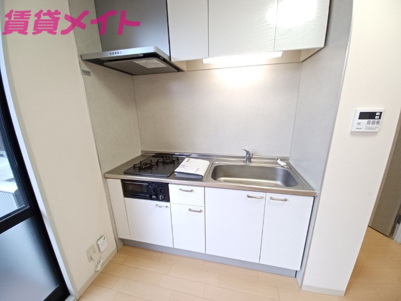 キッチン　同物件別室写真