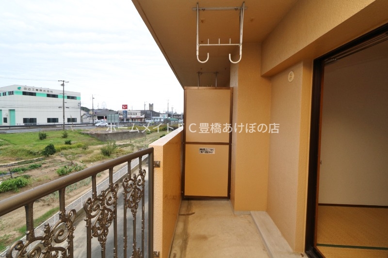 バルコニー　同型別部屋写真