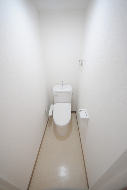 トイレ　写真は３０６号室