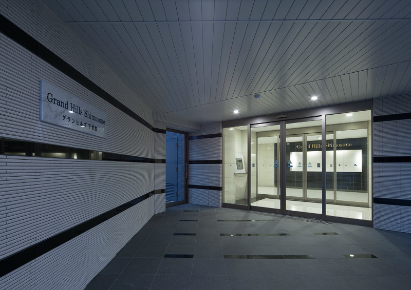 エントランス　豪華なエントランスです♪