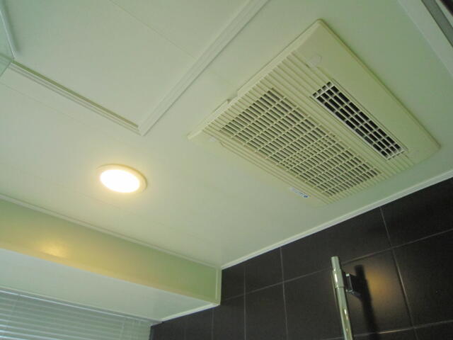 その他設備　浴室乾燥機