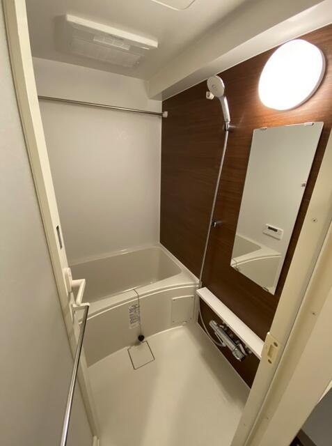 バス・シャワールーム　お風呂です