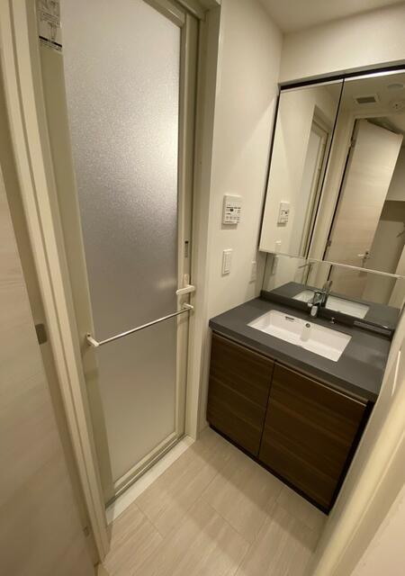 洗面設備　洗面台です