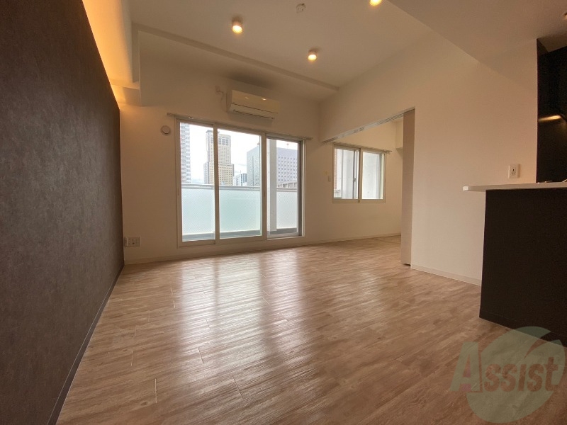 居室・リビング　広くてキレイなお部屋が広がっていて、充実した生活が送れそう。