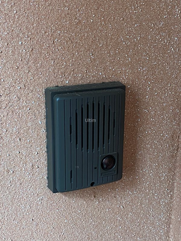 玄関　違うお部屋の写真です