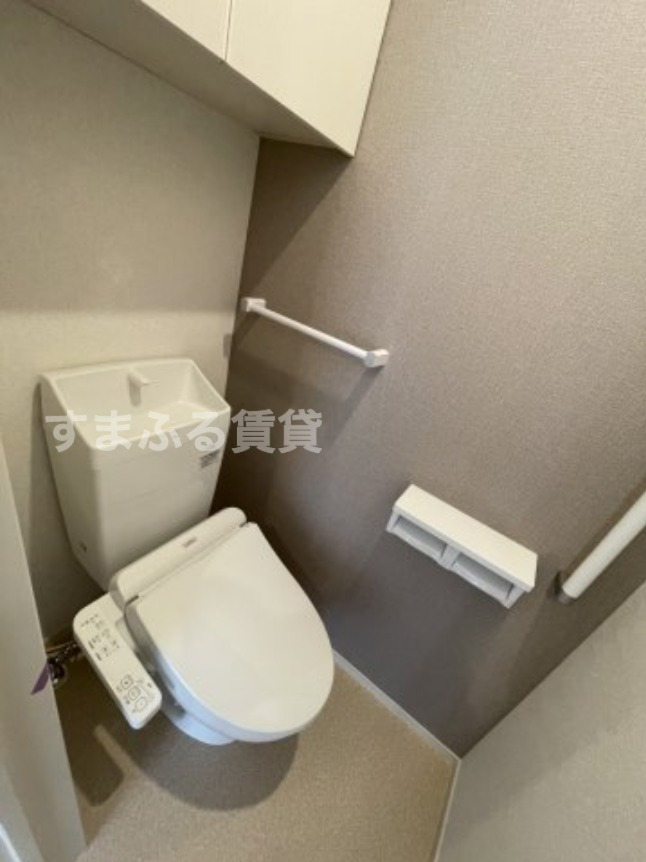 トイレ　同仕様　反転