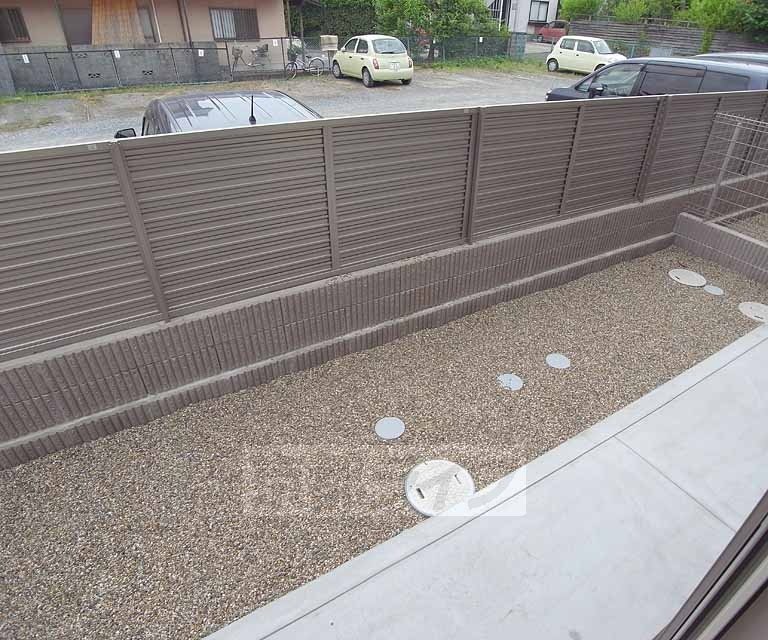 バルコニー　１階は専用庭があります