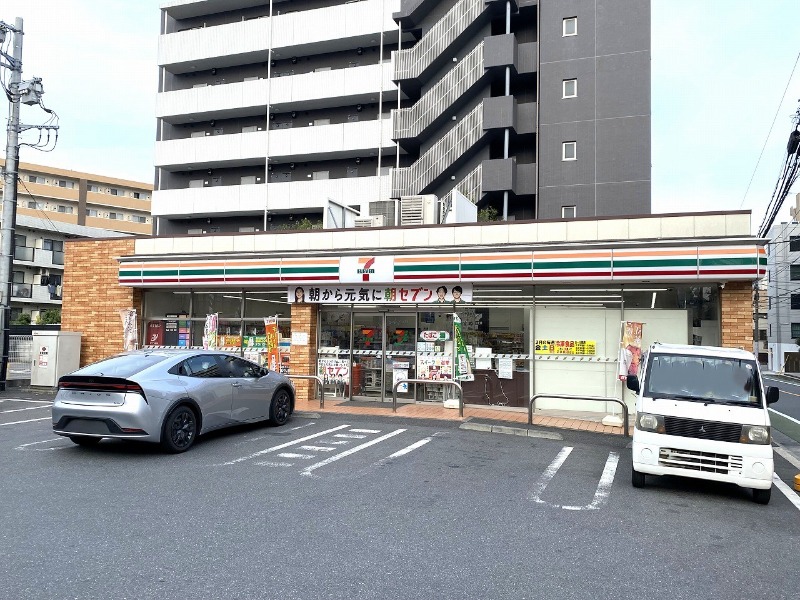 コンビニ　セブンイレブン板橋仲町店（コンビニ）まで148m