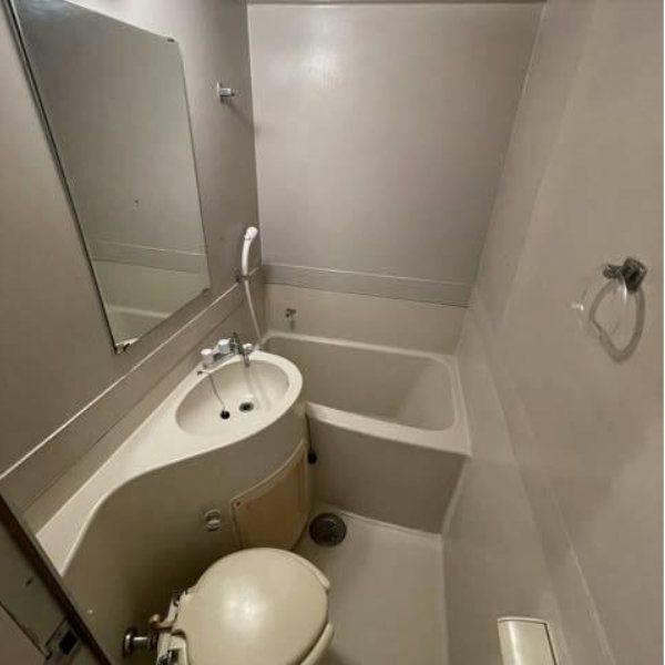 バス・シャワールーム　バス