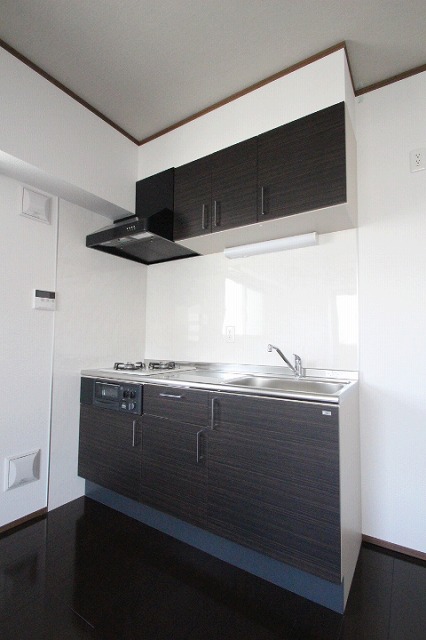 キッチン　同物件別号室