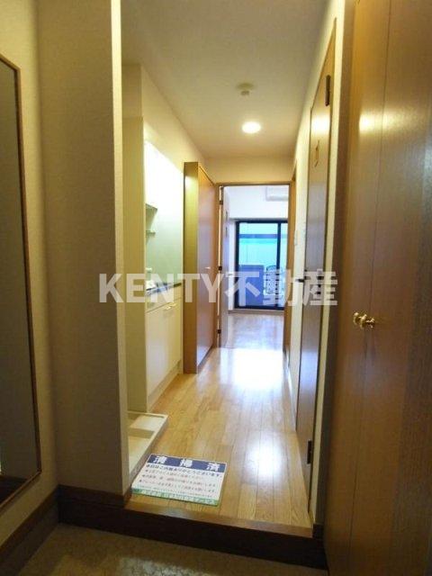 玄関　落ち着いた玄関です