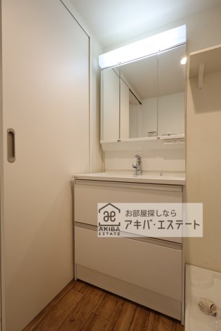 洗面設備　同一仕様写真