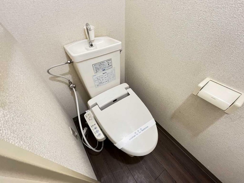 トイレ　トイレ