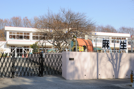 幼稚園・保育園　麻生学園南多摩幼稚園（幼稚園・保育園）まで2030m
