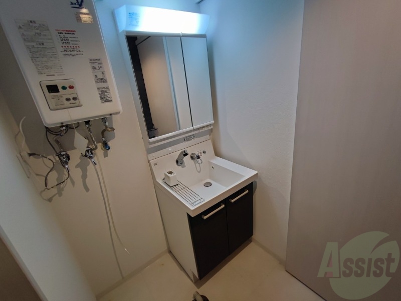 洗面設備　シャンプードレッサーで身支度もラクラクです！