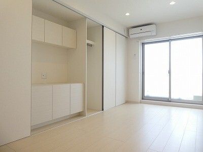 居室・リビング　（別室写真です）