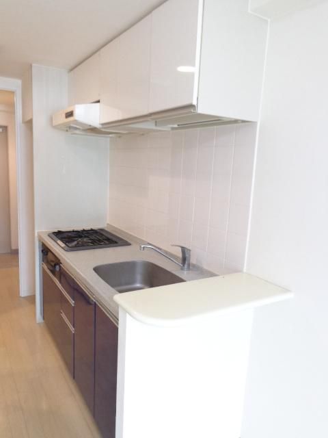 キッチン　３口ガスコンロ・グリル付（参考写真）