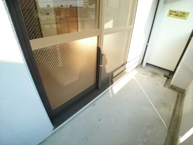 バルコニー　開放的で明るい空間を演出してくれるバルコニーです